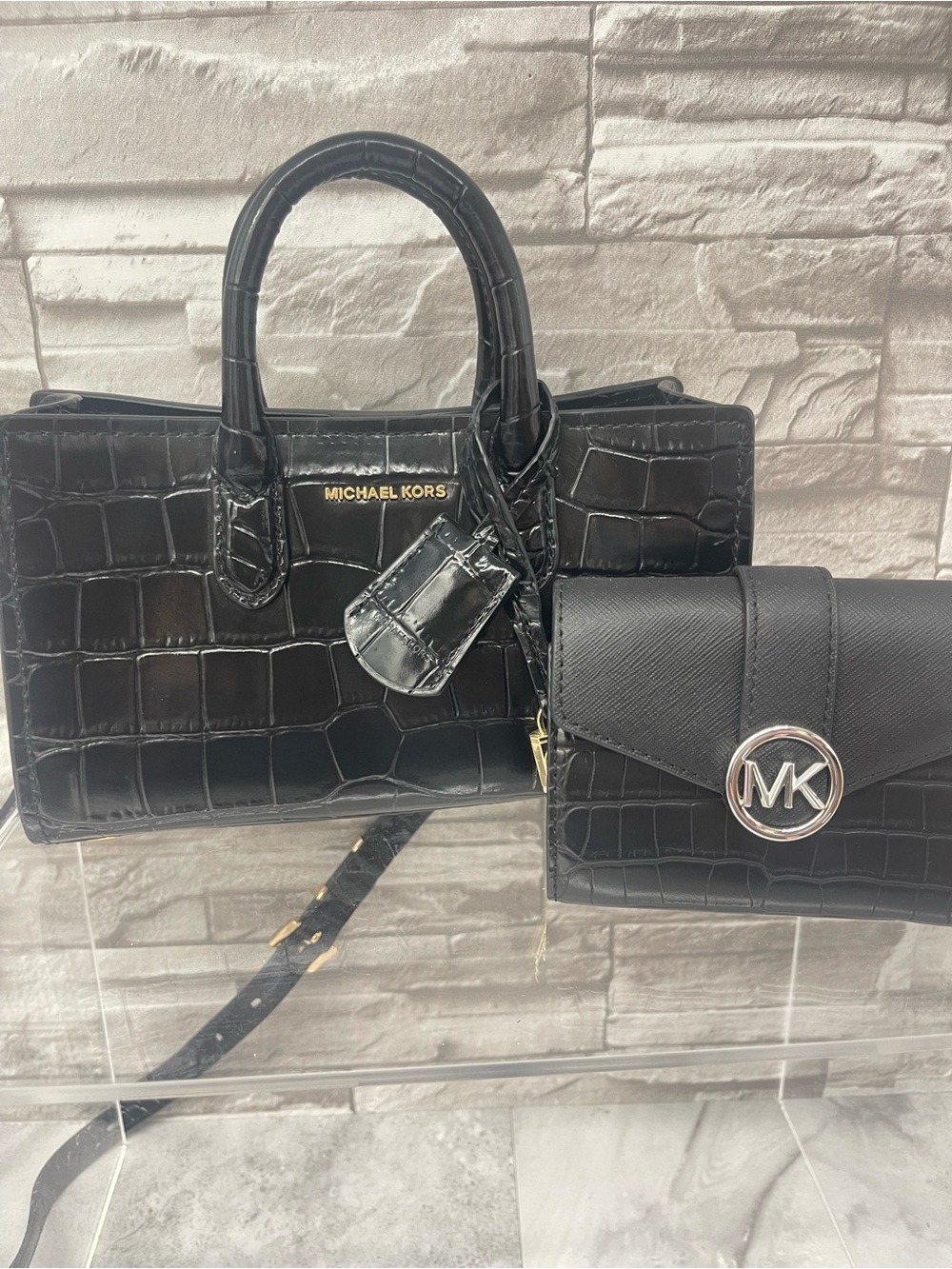 Michael Kors Scarlett XS Black Croc Embossed Satchel with Matching Wallet - Picture 2 of 13